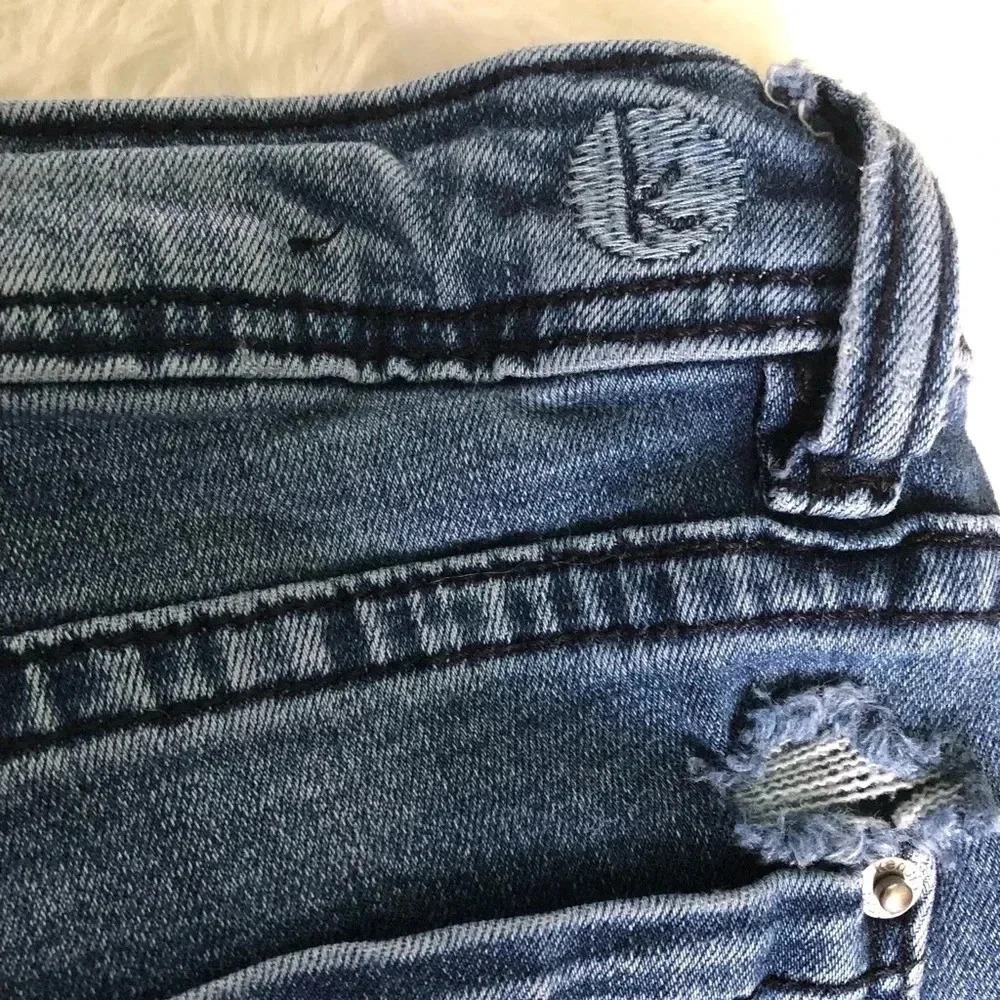 KENSIE JEANS | medium wash skinny jeans - Picture 4 of 6